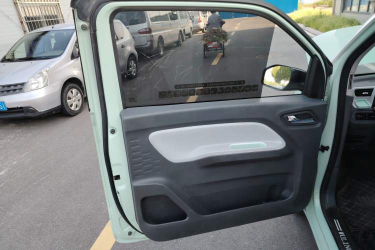 Used Wuling Hongguang MINIEV 2021 Macaron Fashion Model Lithium Iron Phosphate