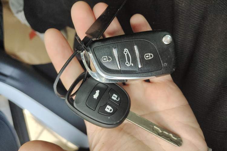 Used Changan CS75 2014 2.0L Manual Luxury Version China IV Standard
