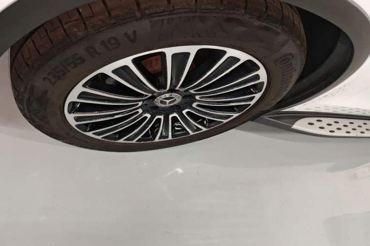 Used Mercedes-Benz GLC 2018 Facelifted GLC 260 4MATIC Dynamic Edition