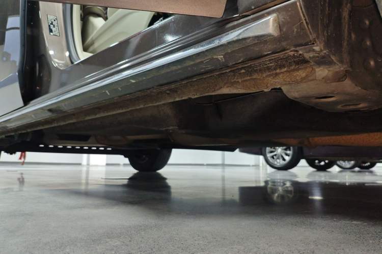 Used Buick GL8 2023 Land Executive Class 652T Luxury Model
