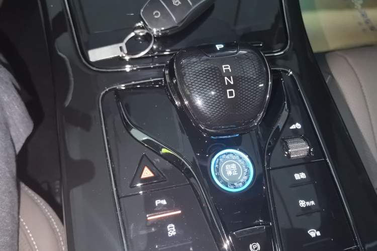 Used BYD Han 2025 DM-i 125KM Prestige Model
