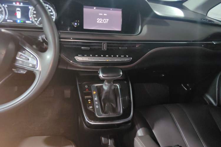 Used GAC Trumpchi M6 2019 270T Automatic Luxury Edition (6-seater) - China V Standard
