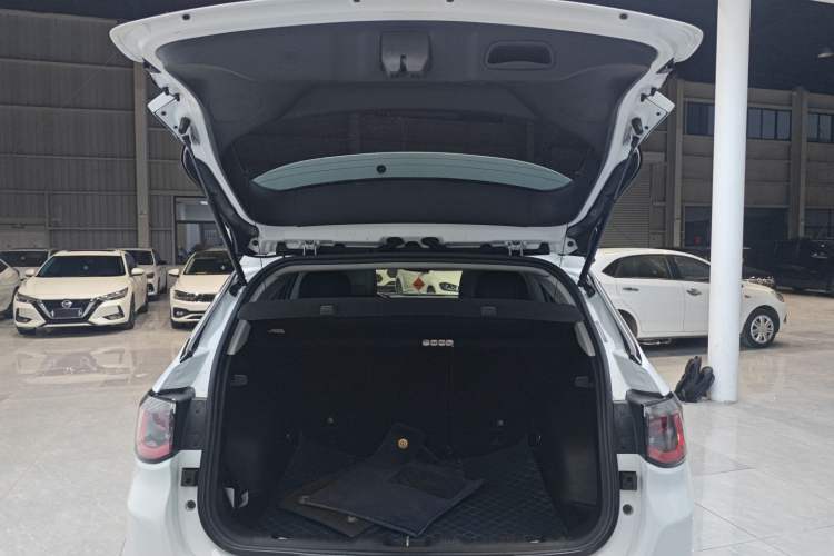 Used Jeep Compass 2017 200T Automatic Family Enjoyment Four-Wheel Drive Edition
