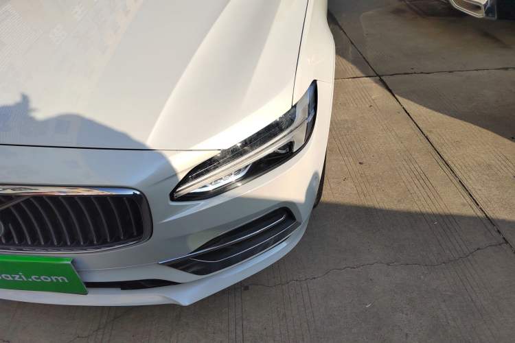 Used Volvo S90 2018 T4 Zhiyi Edition
