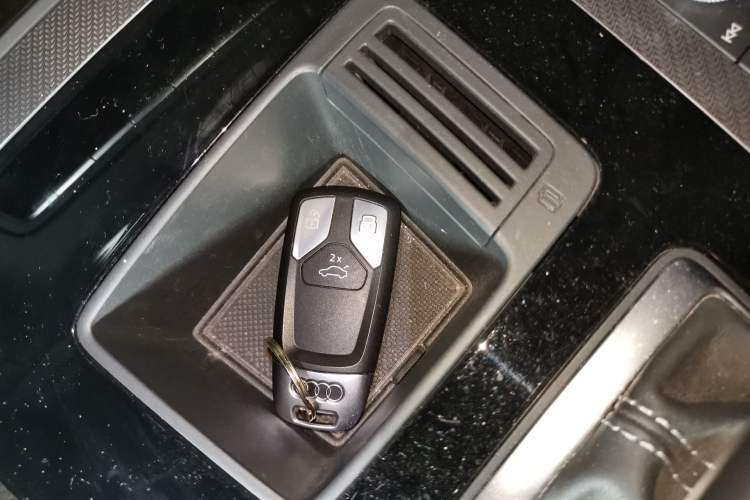 Used Audi Q5L 2023 40T Fashionable and Dynamic Edition