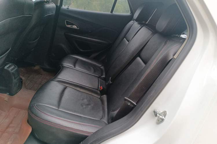 Used Buick Encore 2015 1.4T Automatic Two-Wheel Drive Urban Elite Version