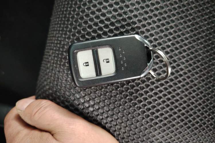 Used Honda Jade 2017 1.8L automatic Comfort version 5 seats
