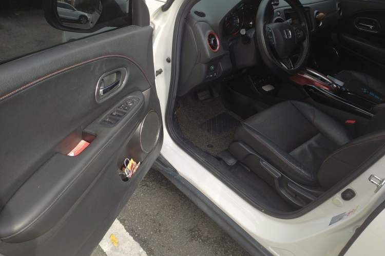 Used Honda XR-V 2015 1.8L VTi CVT Luxury Edition