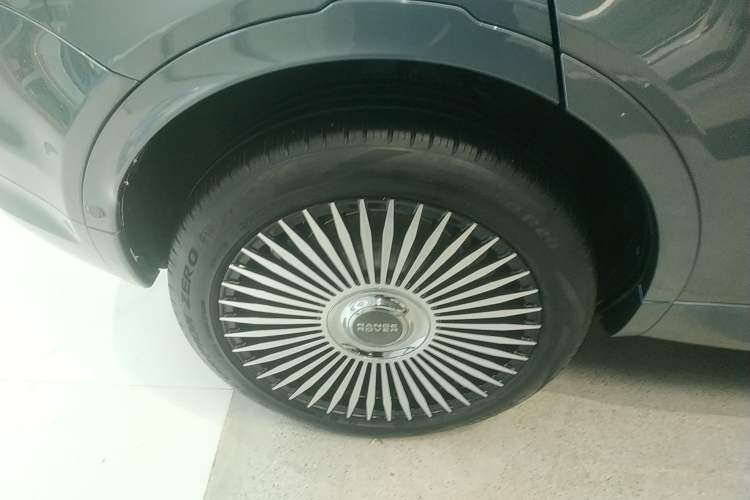 Used Land Rover Discovery Sport 2020 249 PS R-Dynamic Performance Tech Edition 7 Seats