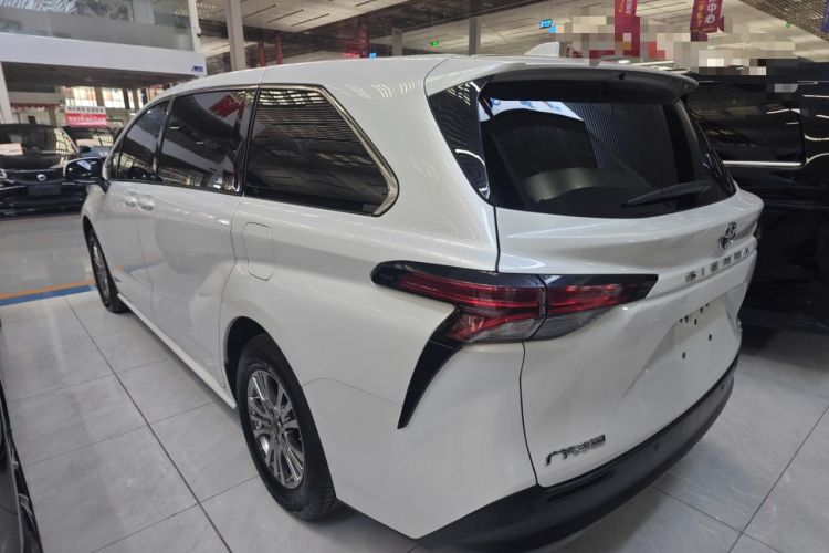 Used Toyota Sienna 2021 2.5L Hybrid Comfort Edition
