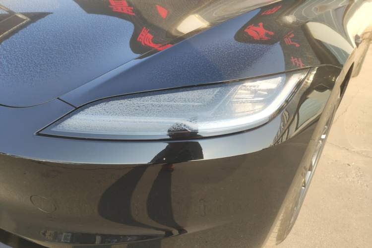 Used Tesla Model 3 2023 Long-Range All-Wheel-Drive Version
