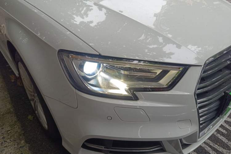 Used Audi A3 2018 30th Anniversary Edition Sportback 35 TFSI Fashion Model
