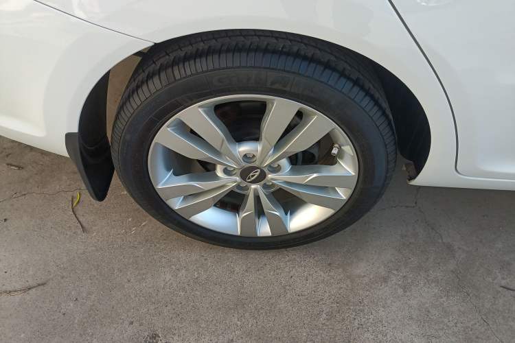 Used Chery Arrizo 5 2017 1.5L CVT Trendsetting Edition
