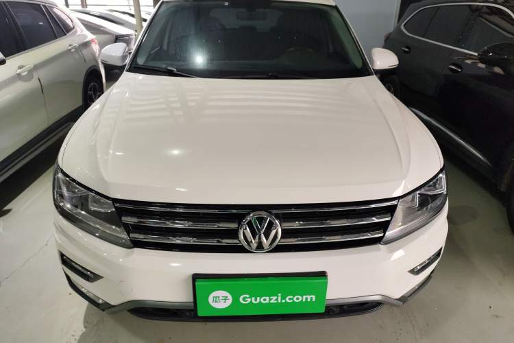 Used Volkswagen Tiguan L 2019 330TSI Automatic Two-Wheel Drive Smart Luxury Version China VI Standard
