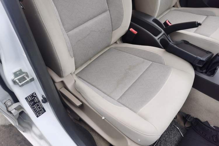 Used Wuling Hongguang 2014 1.5L S Standard Version
