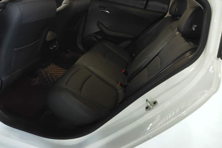 Used Roewe i5 2023 1.5L CVT Luxury Edition