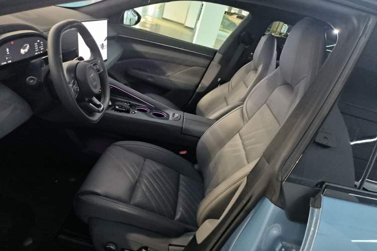 Used Zeekr 001 2025 YOU Edition 100 kWh All-Wheel Drive