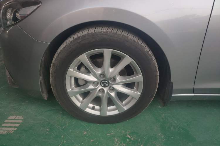 Used Mazda Atenza 2015 2.0L Blue Sky Luxury Edition
