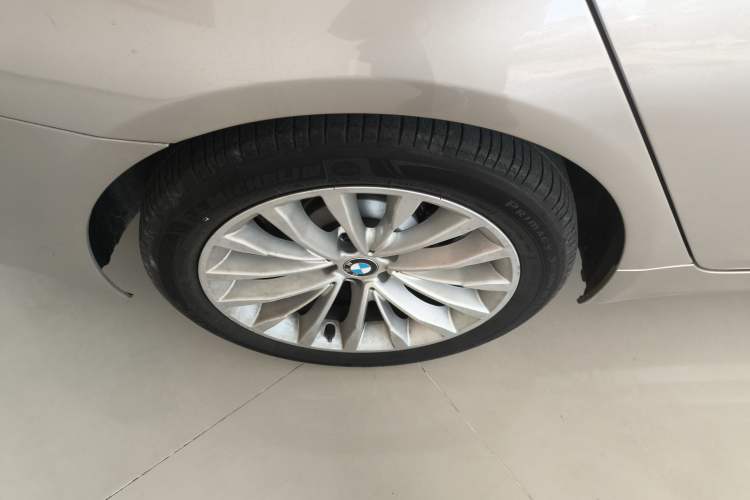 Used BMW 5 Series 2019 525Li Luxury Package
