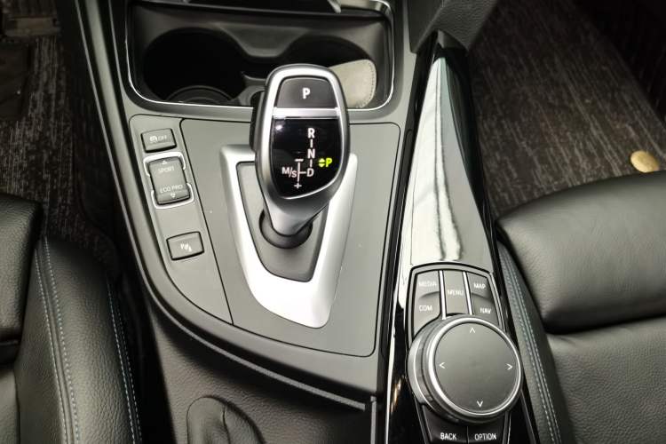 Used BMW 3 Series GT 2019 320i M Sport Night Edition
