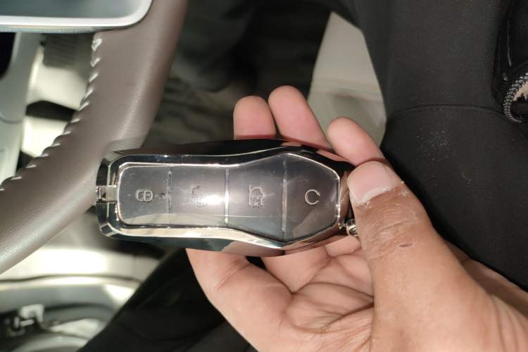 Used BYD Qin PLUS 2024 HONOR Edition DM-i 55KM Leading Model
