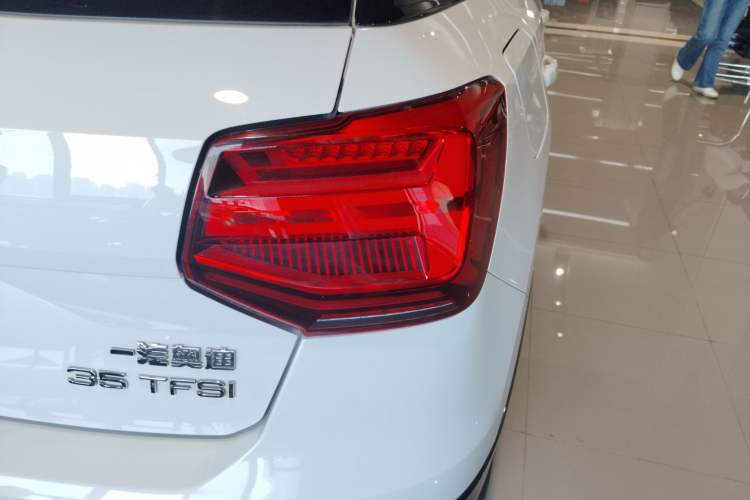 Used Audi Q2L 2021 35 TFSI Progressive Dynamic Edition
