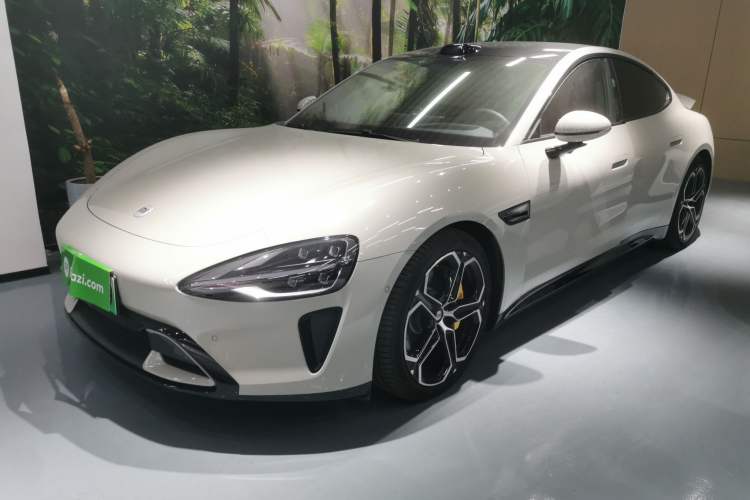 Used Xiaomi Auto SU7 2024 Four-Wheel Drive Ultra-Long Range Advanced Intelligent Driving Max Edition