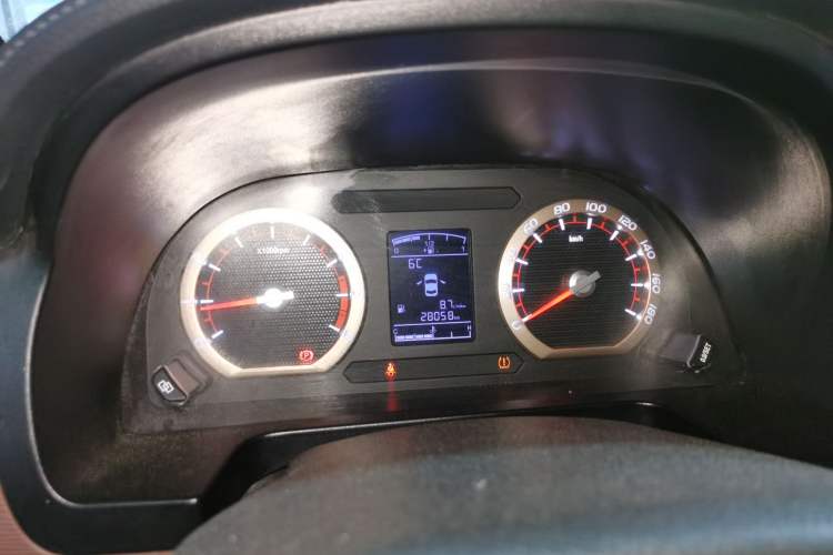 Used FORTHING Lingzhi 2020 M5L 1.6L Base Model 7 Seats