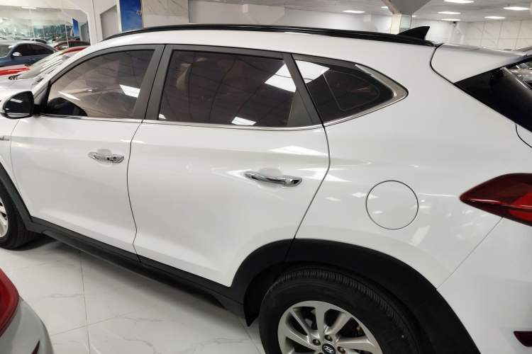 Used Hyundai Tucson 2015 1.6T Dual-Clutch Two-Wheel-Drive Smart Model
