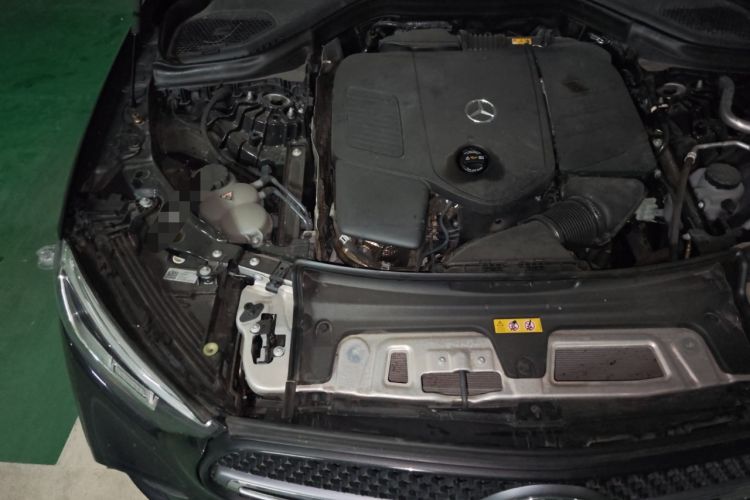 Used Mercedes-Benz GLC 2023 Refreshed GLC 300 L 4MATIC Dynamic Version 7-Seater
