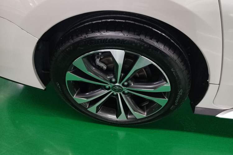 Used Toyota Granvia 2023 2.5L Hybrid Prestige PLUS Edition