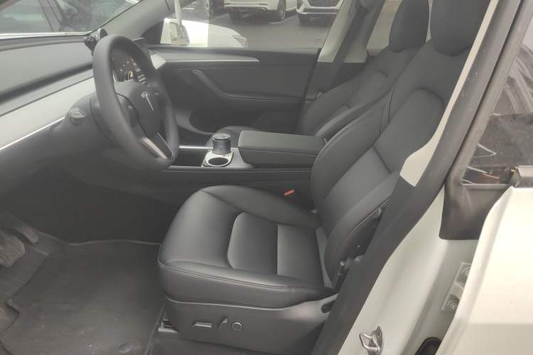 Used Tesla Model Y 2024 Rear-Wheel-Drive Version