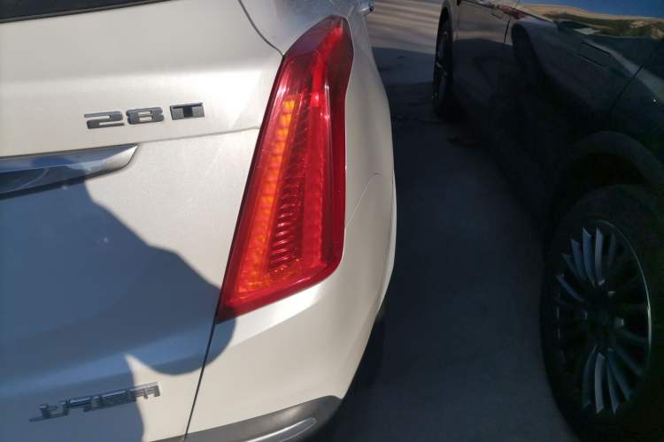 Used Cadillac XT5 2018 28T Four-Wheel Drive Luxury Model
