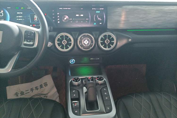 Used Tank 300 2021 Off-Road Edition 2.0T Challenger
