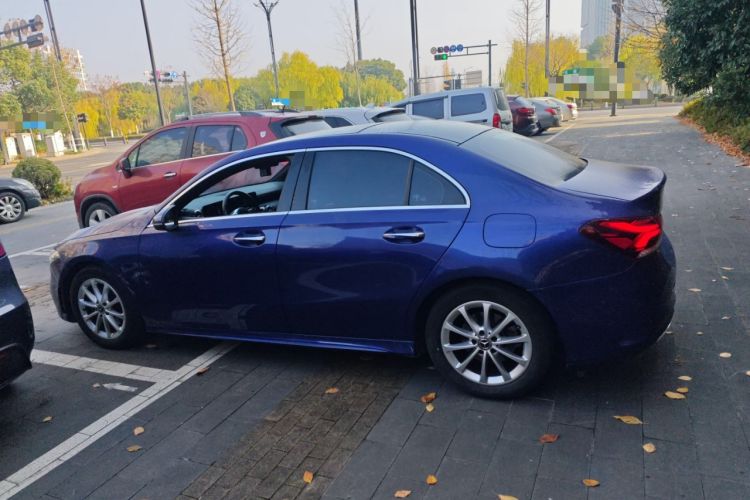 Used Mercedes-Benz A-Class 2020 Restyled A 200 L Sport Sedan Fashion Version
