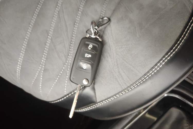 Used Volkswagen Bora 2021 1.5L Automatic Fashionable Smart Connectivity Version
