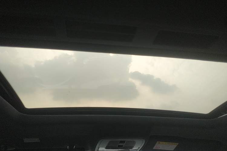 Used MG 5 2021 Revised Version 180 DVVT CVT Youth Luxury Edition