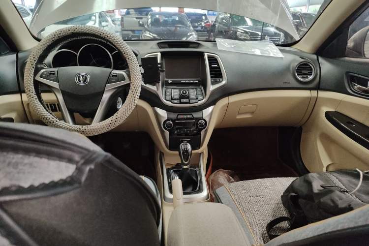 Used Changan Eado 2015 1.6L Manual Luxury Model China V Standard
