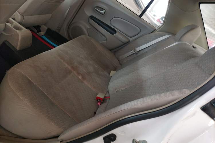 Used Venucia D50 2015 1.6L Automatic Fashion Edition