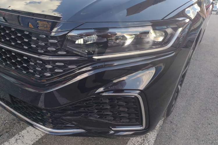 Used Volkswagen Passat 2025 Outstanding Model 380TSI Starry Dragon Edition
