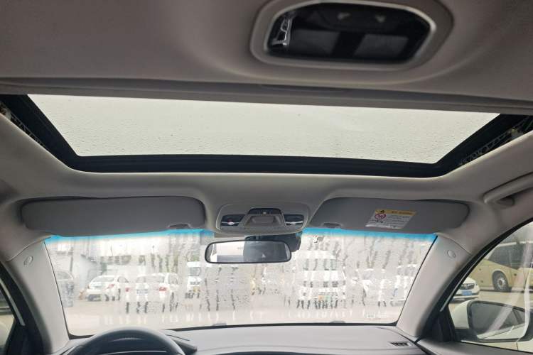 Used Geely Auto Emgrand 2019 Leading Edition 1.5L CVT Upward Asian Games Edition China VI
