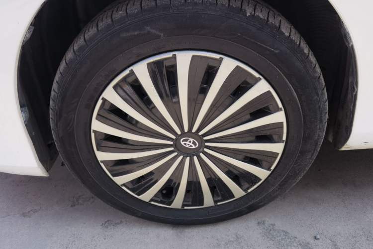 Used Toyota YARiS L Zhi Xuan 2016 Revised 1.5E CVT Charming Edition