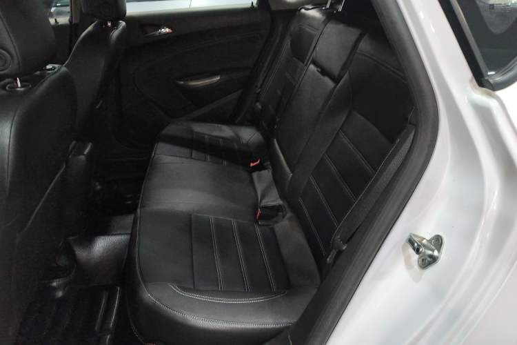 Used Buick GT 2014 XT 1.6L Automatic Fashion Edition