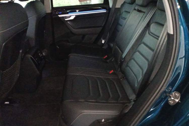 Used Volkswagen Touareg 2021 3.0 TSI Luxury Edition Black Diamond Sport Package