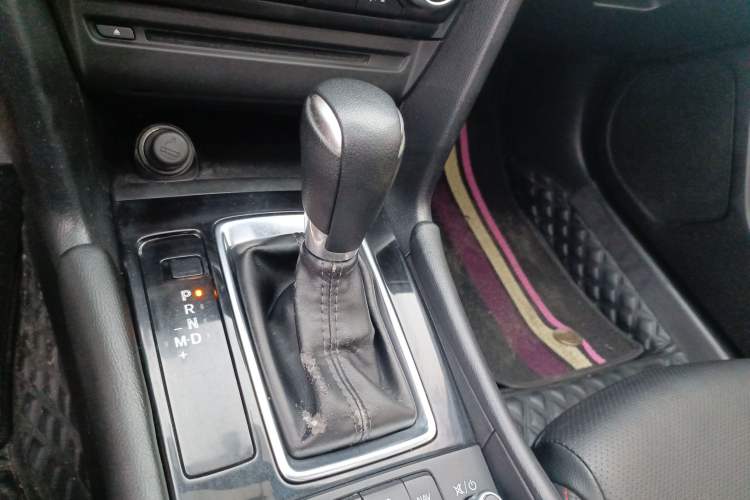 Used Mazda Mazda 3 Axela 2017 Sedan 1.5L Automatic Luxury Model Emission Standard China V