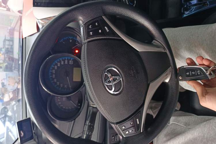 Used Toyota YARiS L 2016 Revised 1.5E CVT Charming Edition
