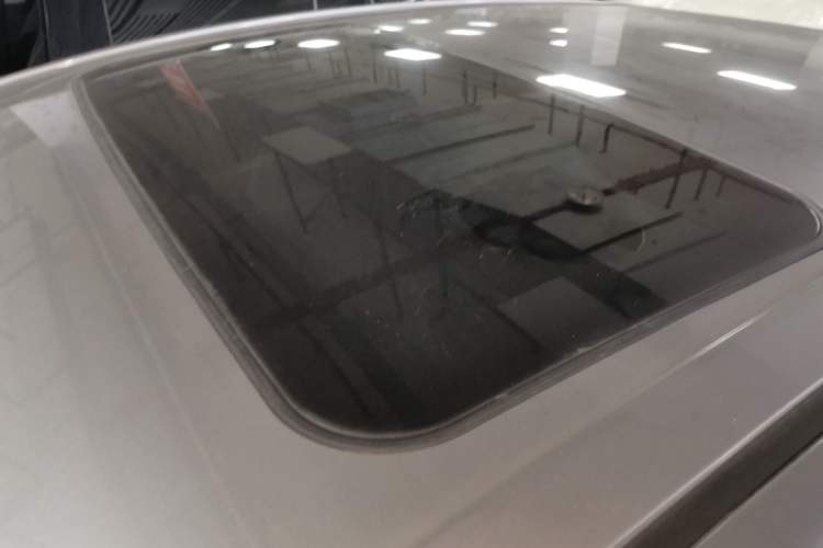 Used Toyota Camry 2021 2.0G Luxury Edition
