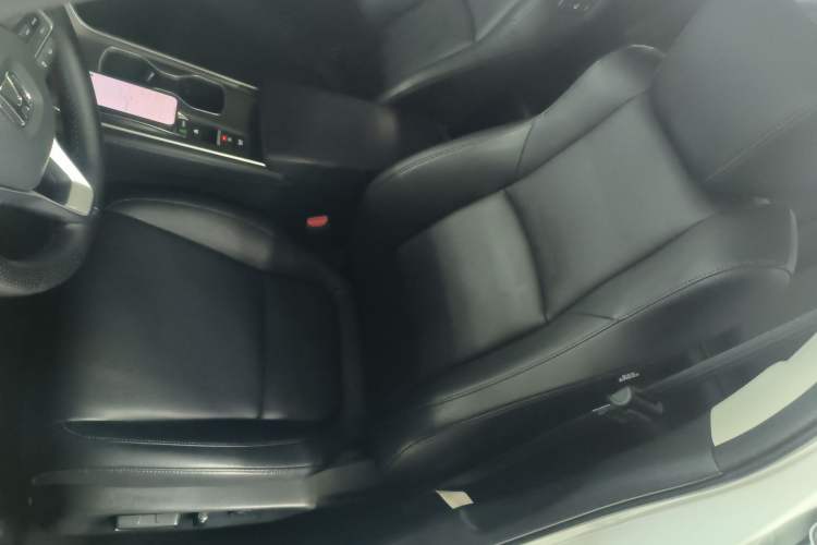 Used Honda Accord 2018 Rui Hybrid 2.0L Rui Ling Edition China VI
