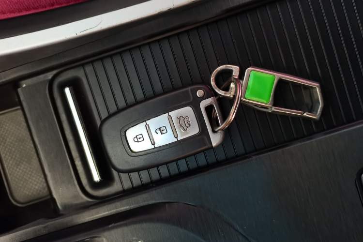 Used Hyundai Sonata 2015 Classic 2.4L Automatic Leading Edition China IV Standard
