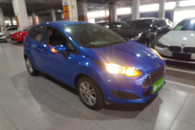 Used Ford Fiesta 2013 Hatchback 1.5L Manual Fashion Edition